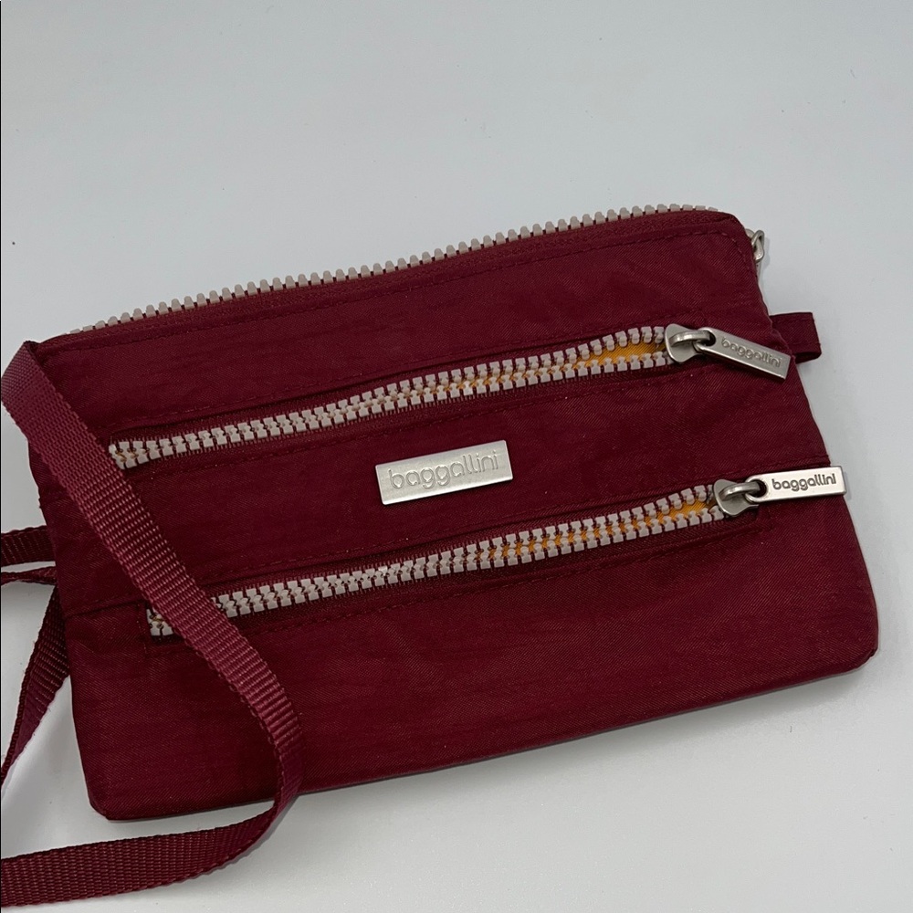 Baggallini Crossbody Wristlet Wallet